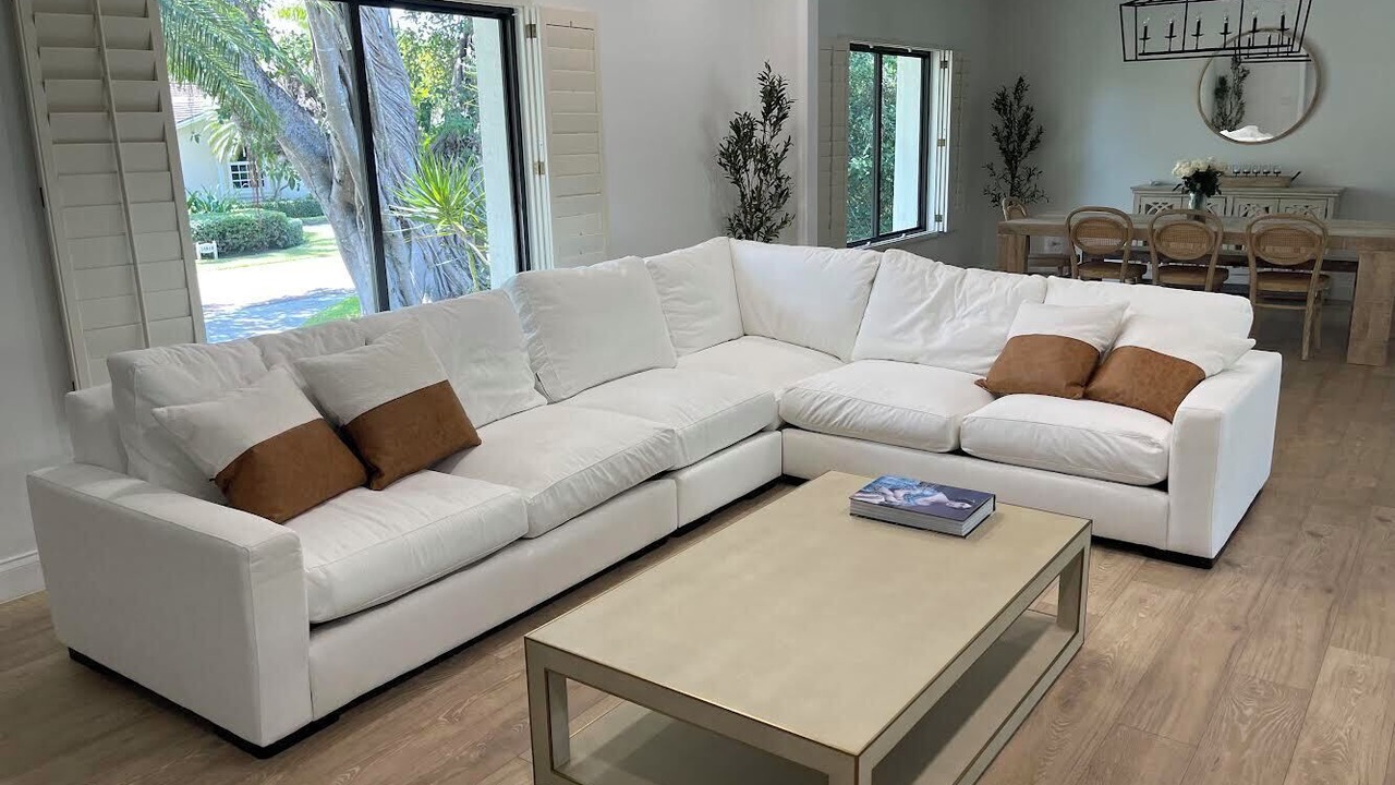 Photo of Livingroom in Palmetto Bay