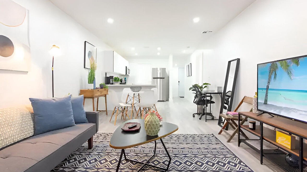 Photo of Livingroom in Overtown