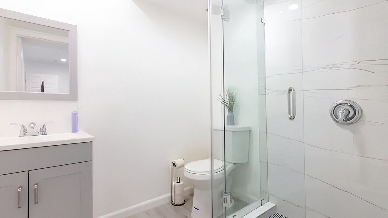 Photo of Bathroom in Overtown