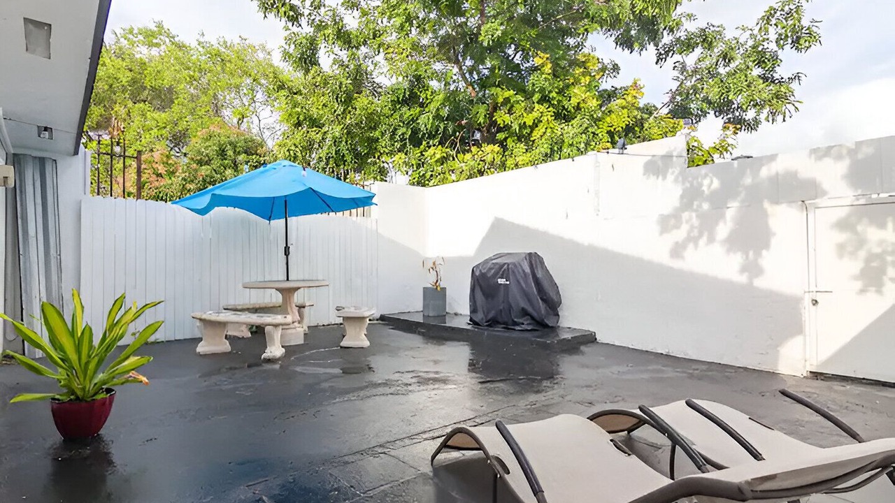 Photo of Outdoor in Overtown