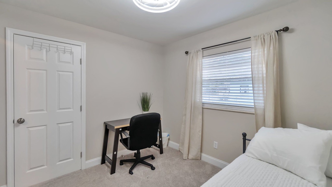 Photo of Bedroom in Old Seminole Heights