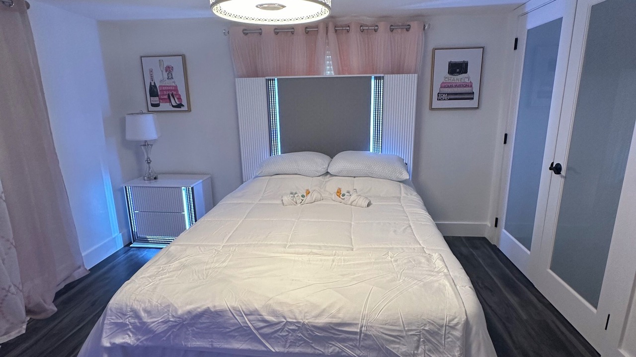 Photo of Bedroom in Lake Magdalene
