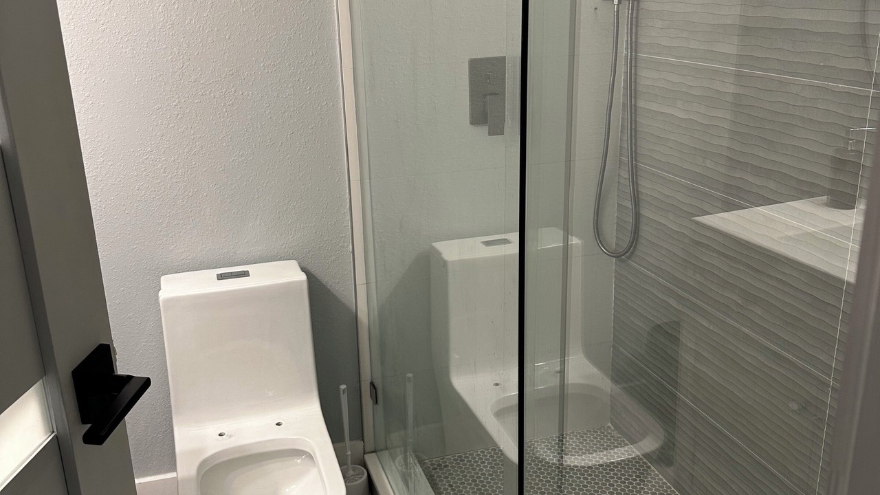 Photo of Bathroom in Lake Magdalene