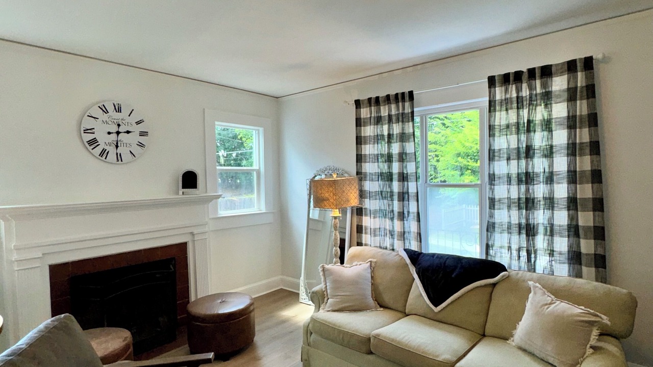 Photo of Livingroom in Old Town