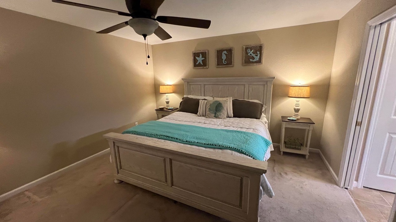 Photo of Bedroom in Holiday Beach