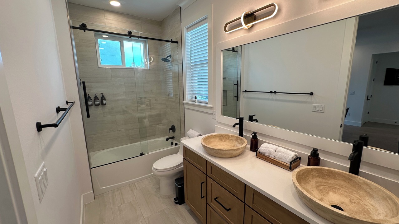 Photo of Bathroom in Horton Shores