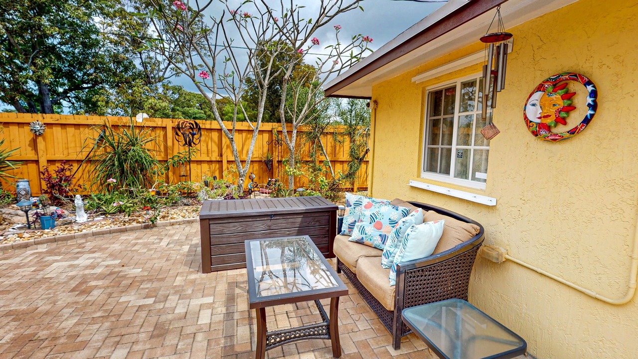 Photo of Patio Balcony in South Middle River