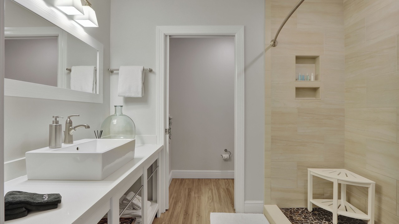 Photo of Bathroom in Upper Matecumbe Key