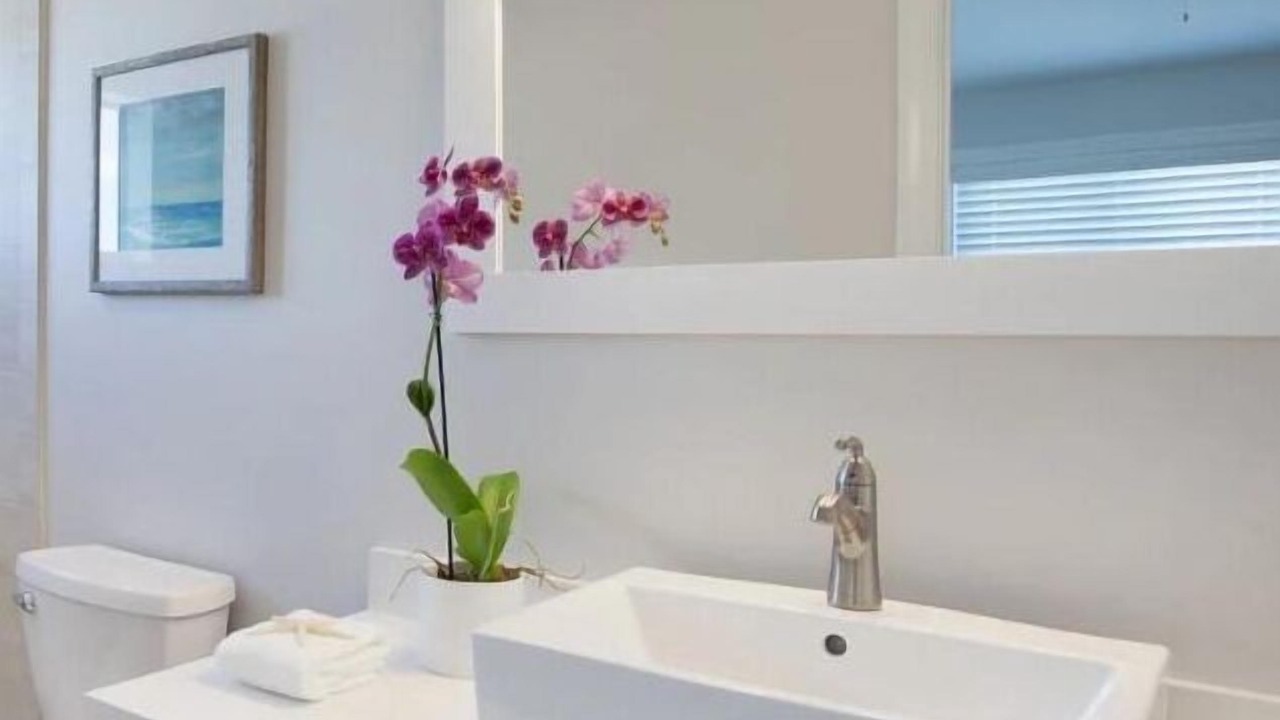 Photo of Bathroom in Upper Matecumbe Key