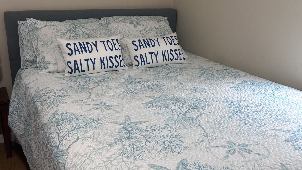 Photo of Bedroom in Alligator Point