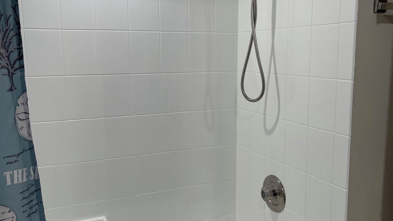 Photo of Bathroom in Gulf Cove