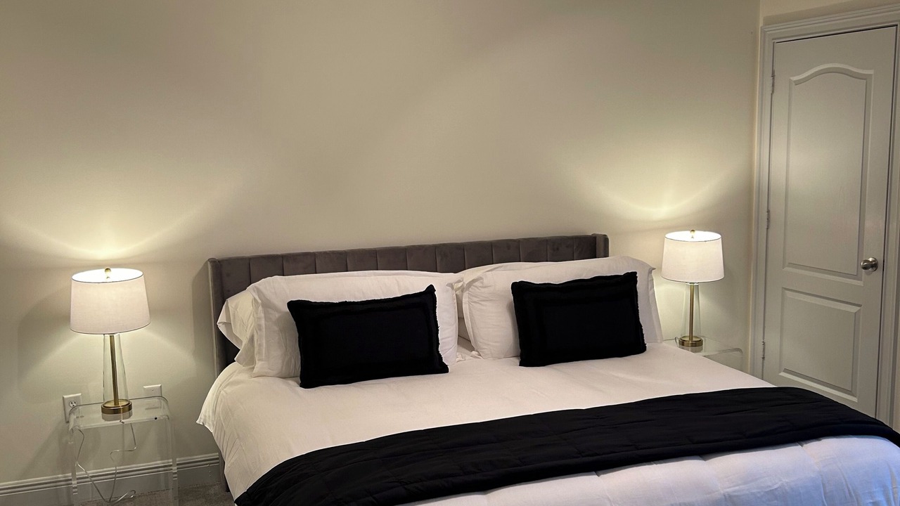 Photo of Bedroom in Tuscaloosa