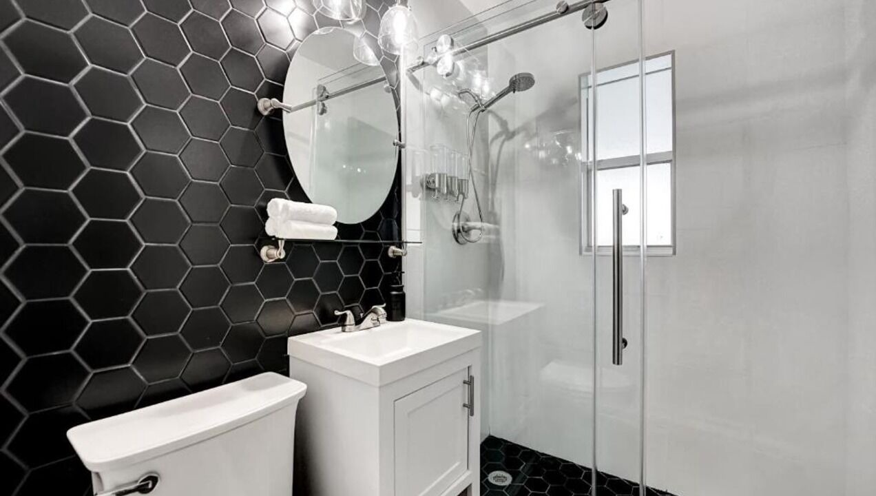 Photo of Bathroom in North Central Hollywood