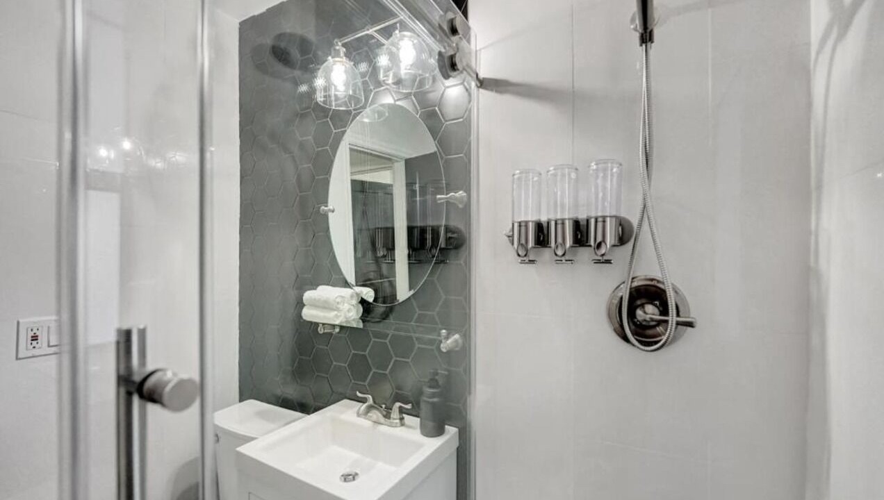 Photo of Bathroom in North Central Hollywood