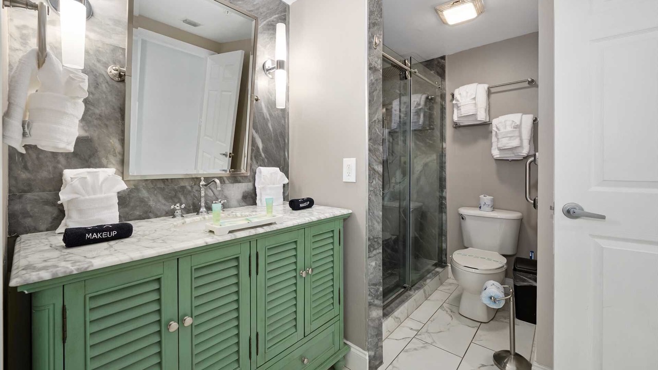Photo of Bathroom in Brush - Stewarts