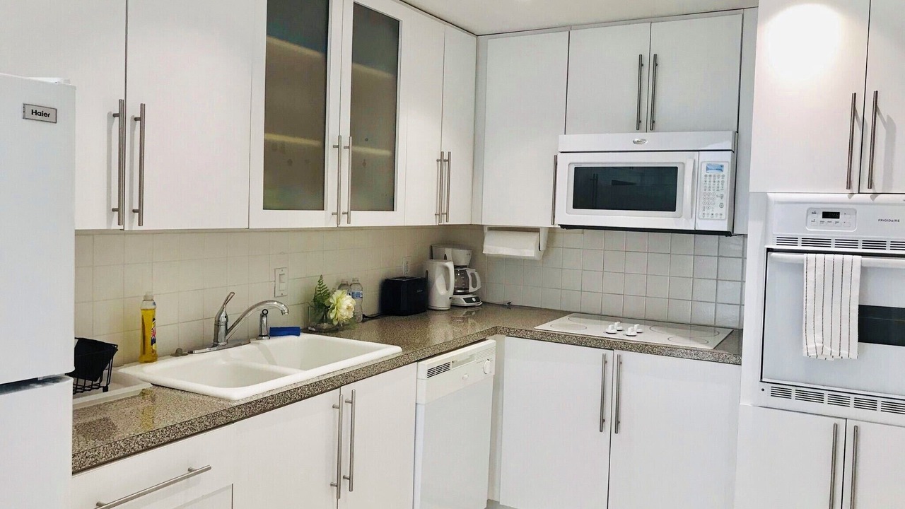 Photo of Kitchen in Hallandale Beach