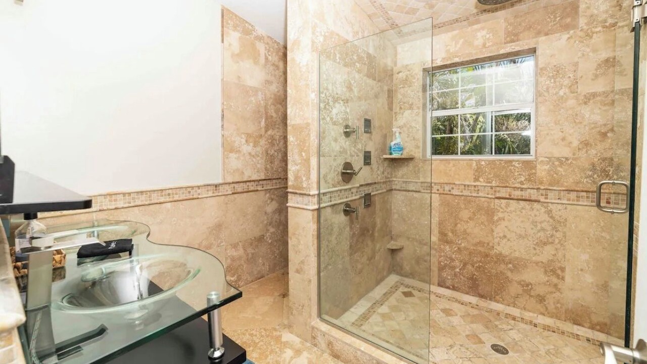 Photo of Bathroom in Emerson Square