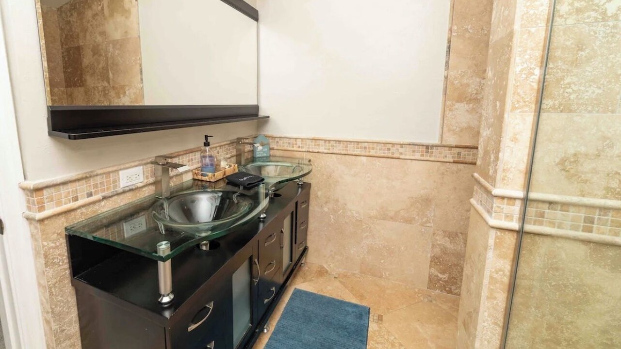 Photo of Bathroom in Emerson Square
