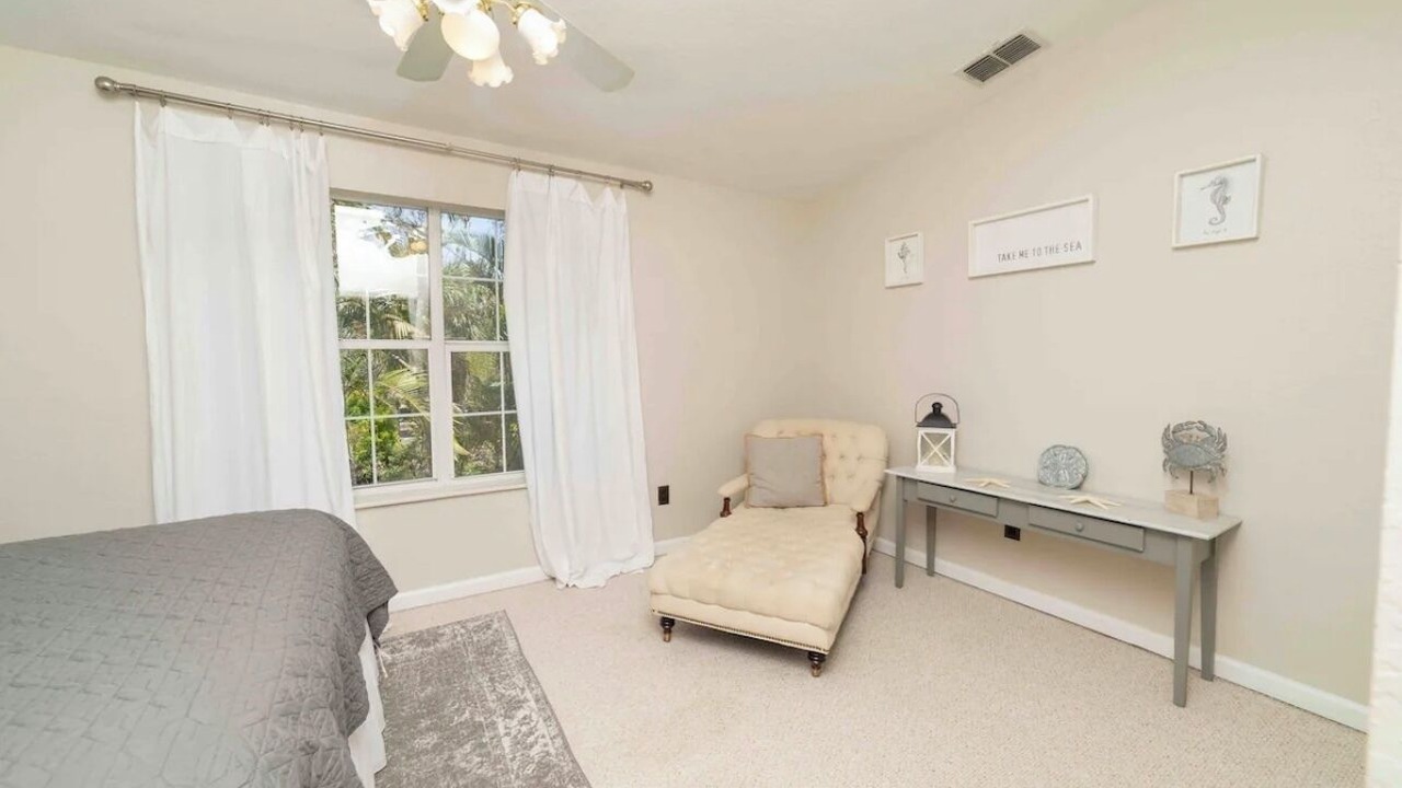 Photo of Bedroom in Emerson Square
