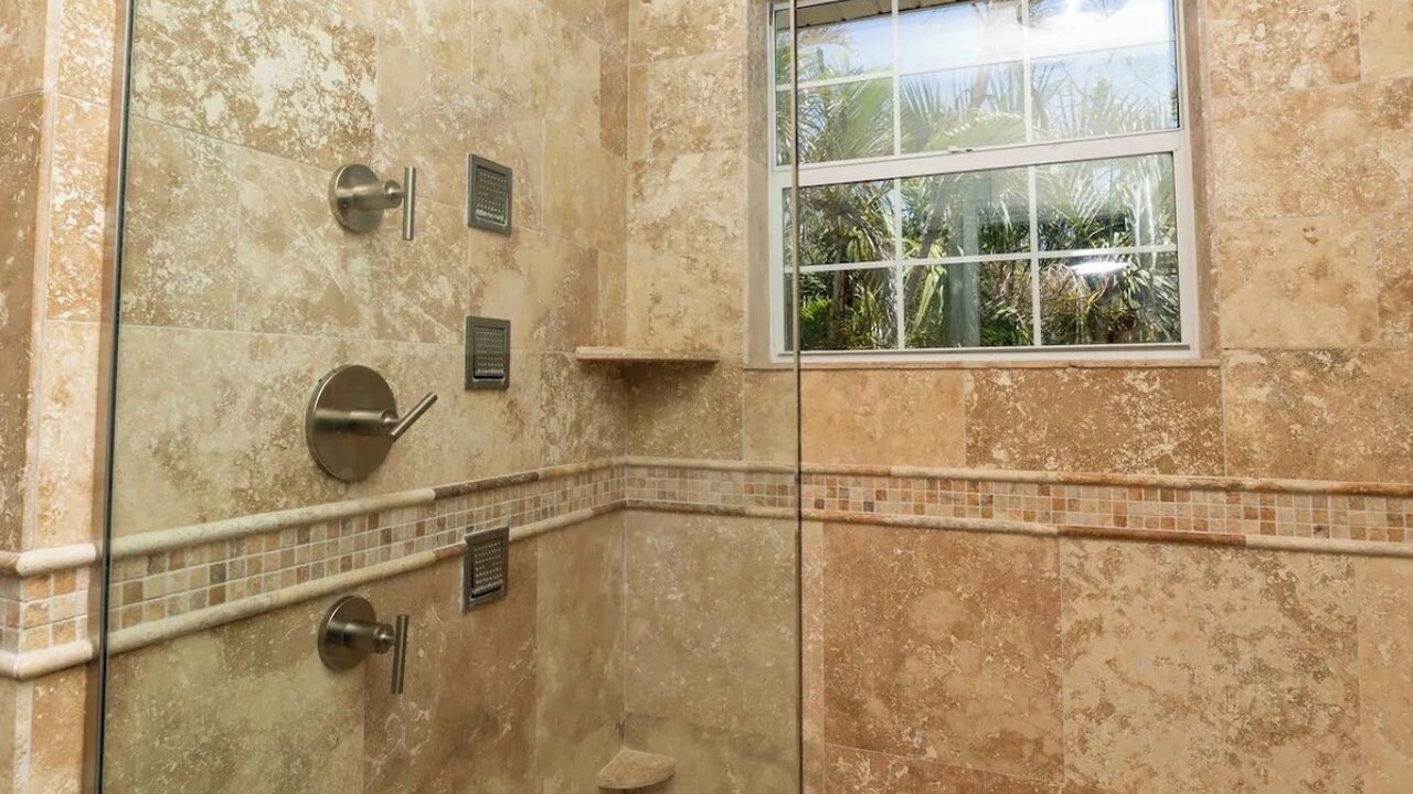 Photo of Bathroom in Emerson Square