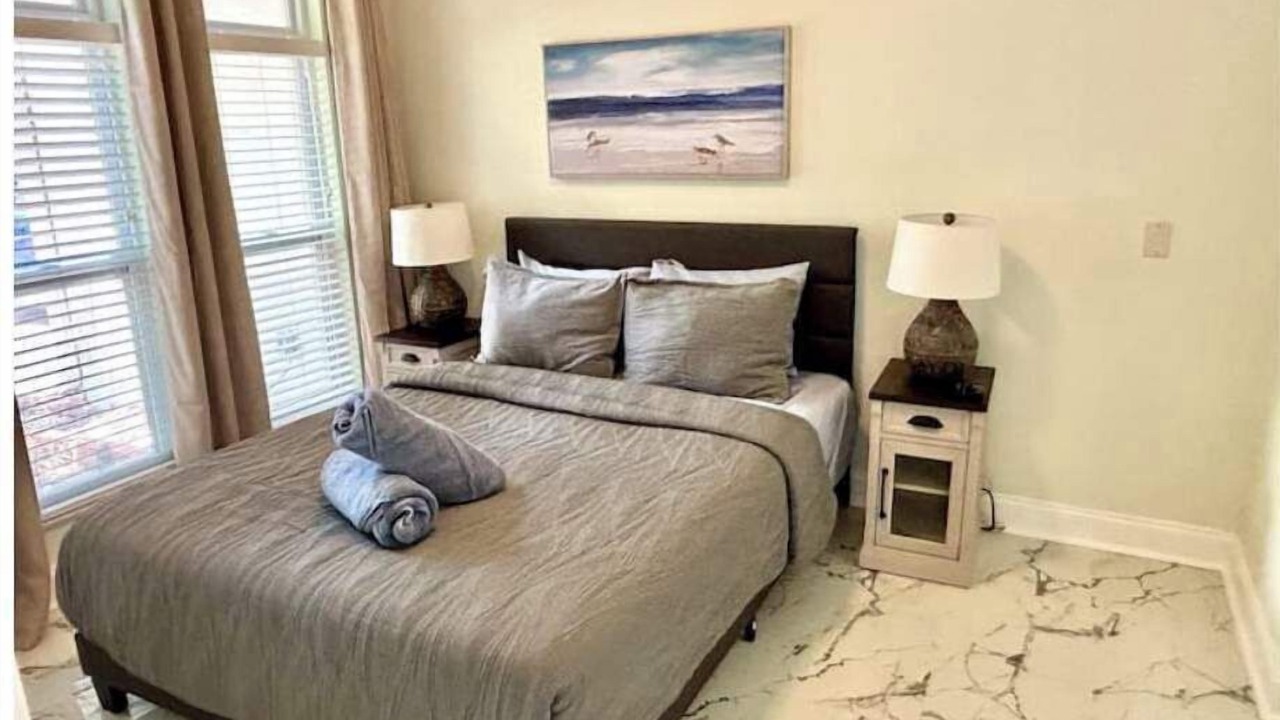 Photo of Bedroom in Town 'n' Country