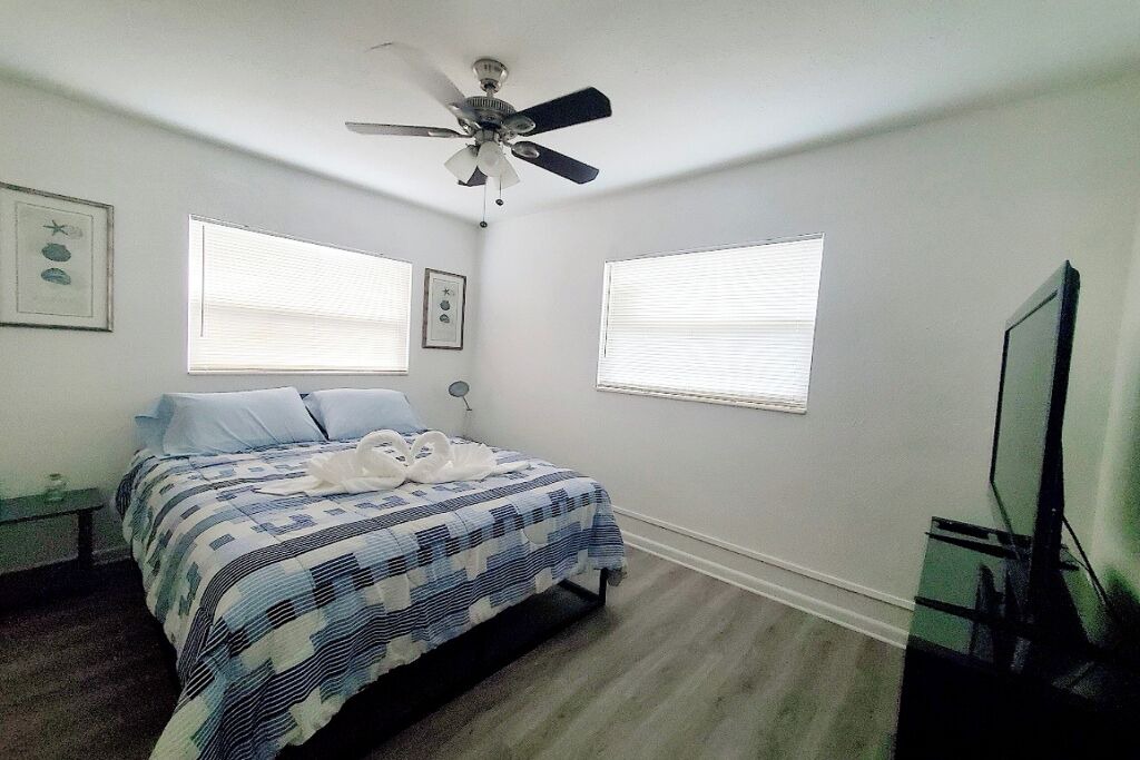 Photo of Bedroom in South Pinellas Community Council