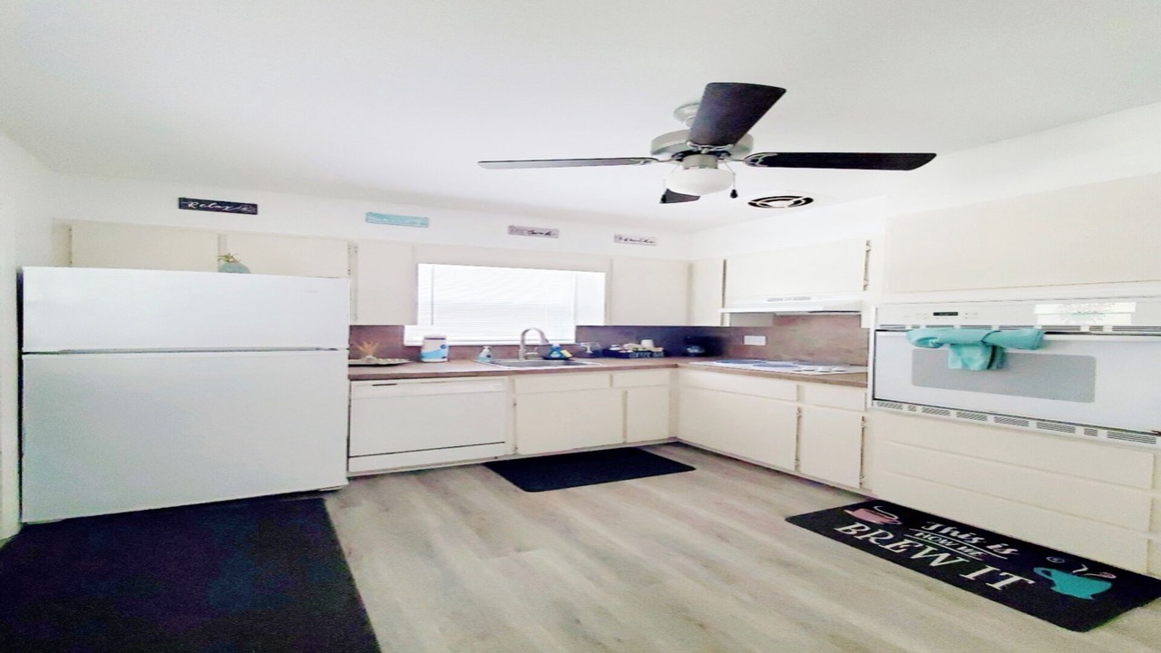 Photo of Kitchen in South Pinellas Community Council