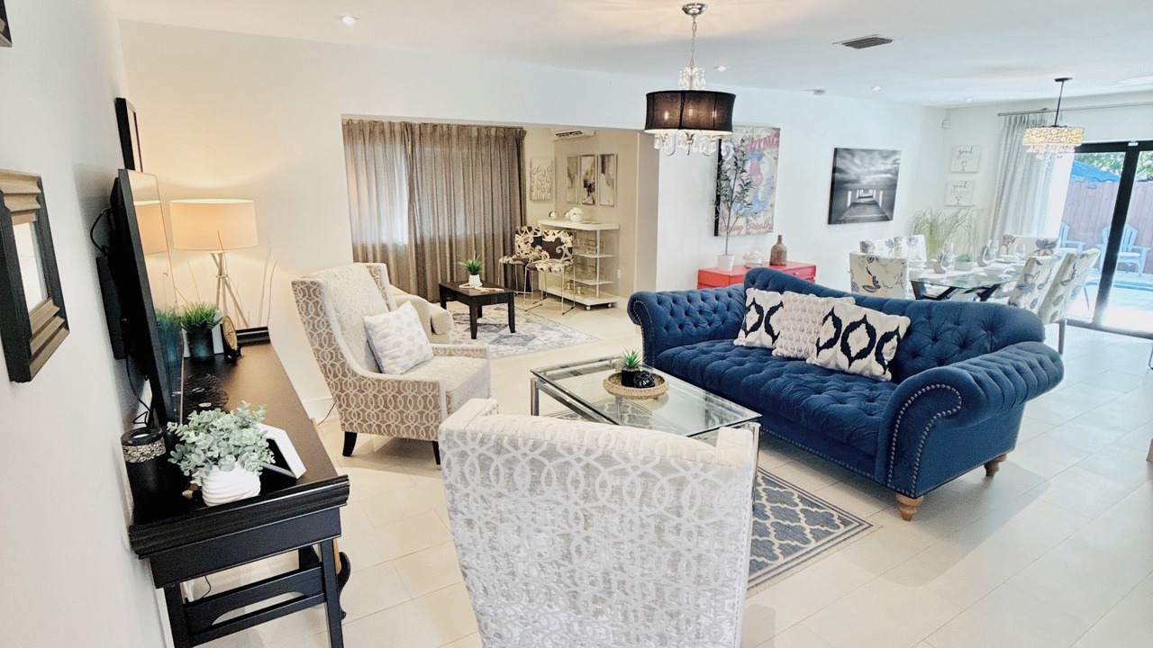 Photo of Bedroom in Coral Way