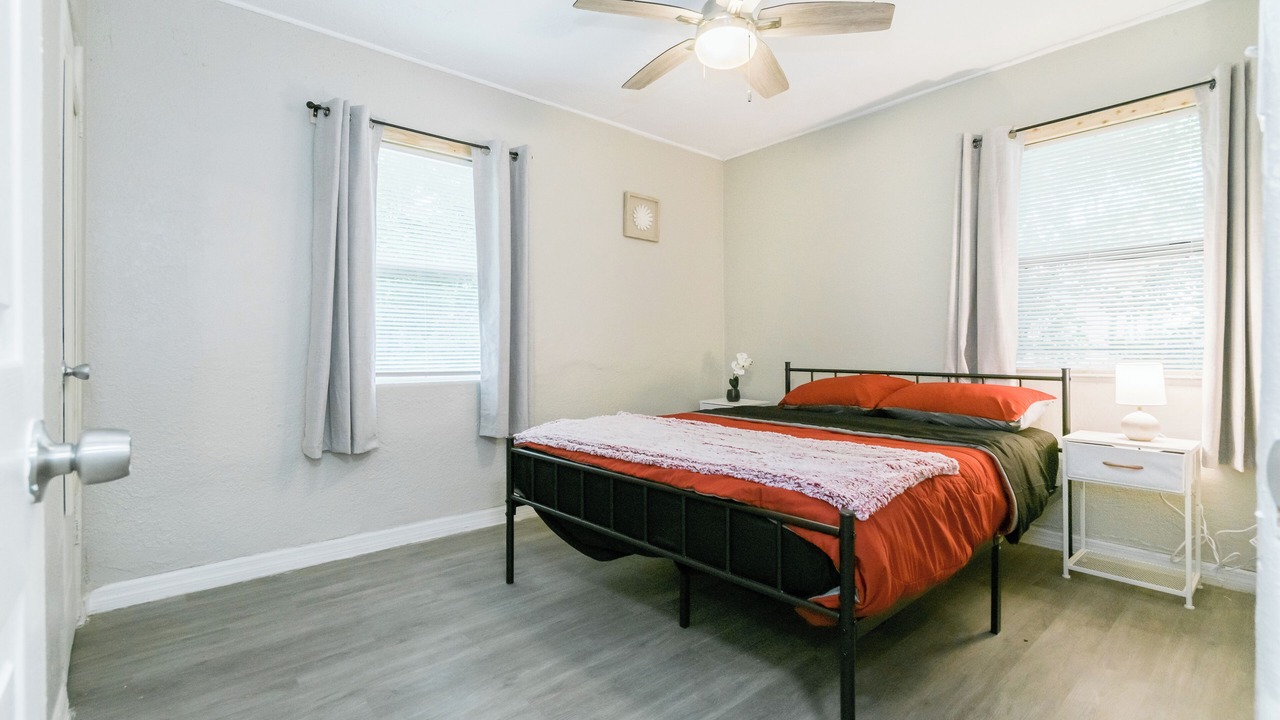 Photo of Bedroom in Riverview