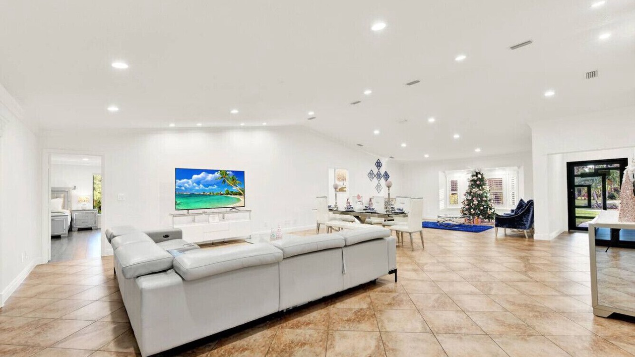 Photo of Livingroom in Rural Estates