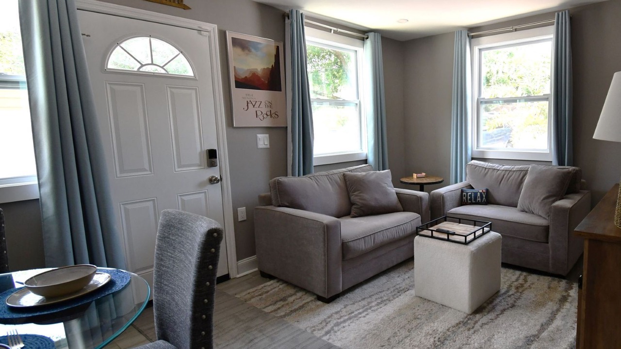 Photo of Livingroom in Park East