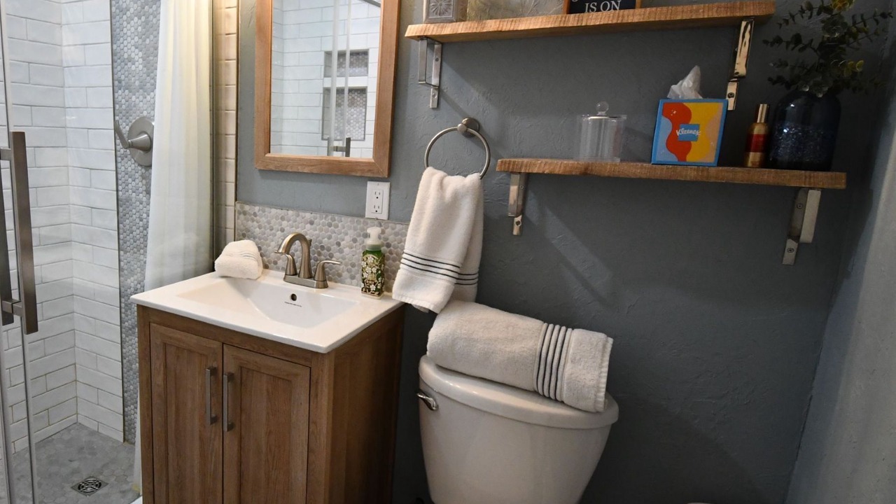 Photo of Bathroom in Park East