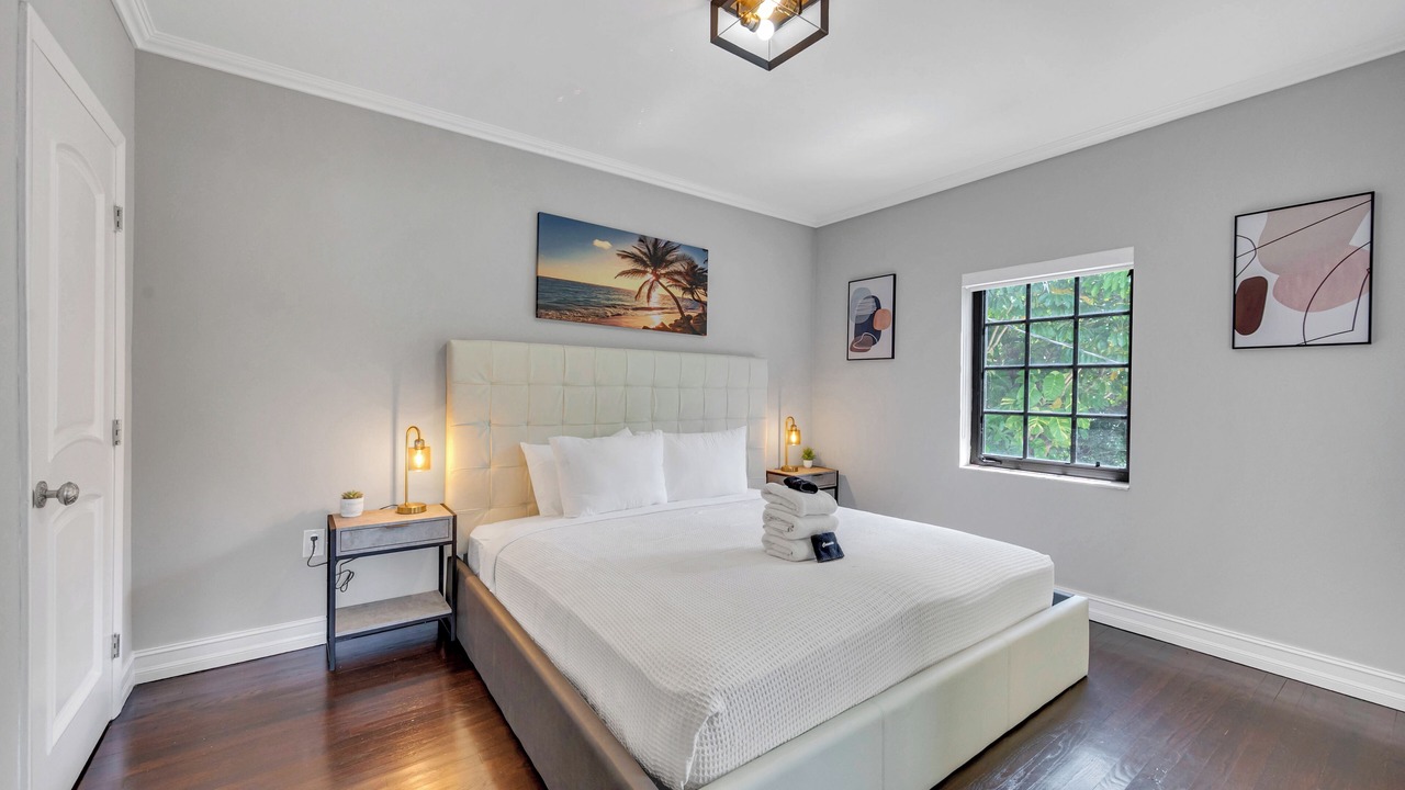 Photo of Bedroom in The Roads
