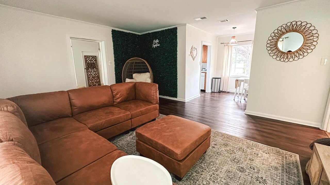 Photo of Livingroom in Virginia Park