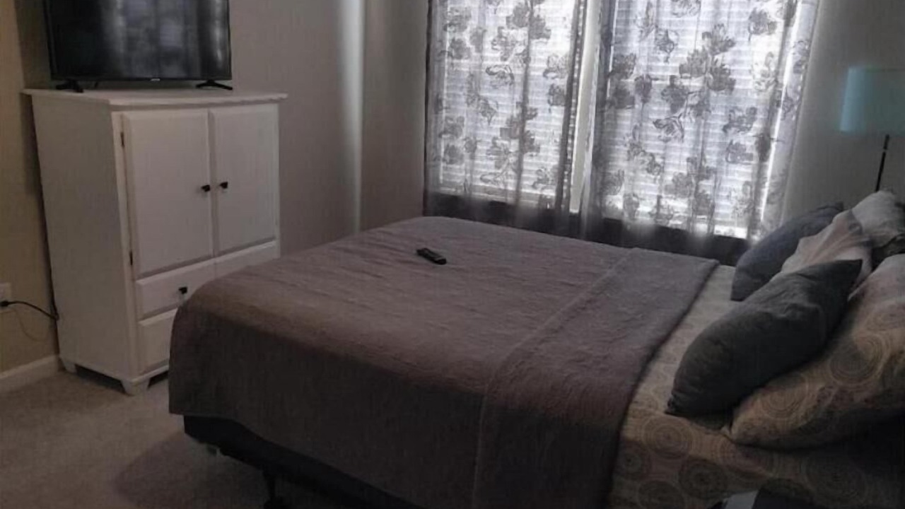 Photo of Bedroom in Westside
