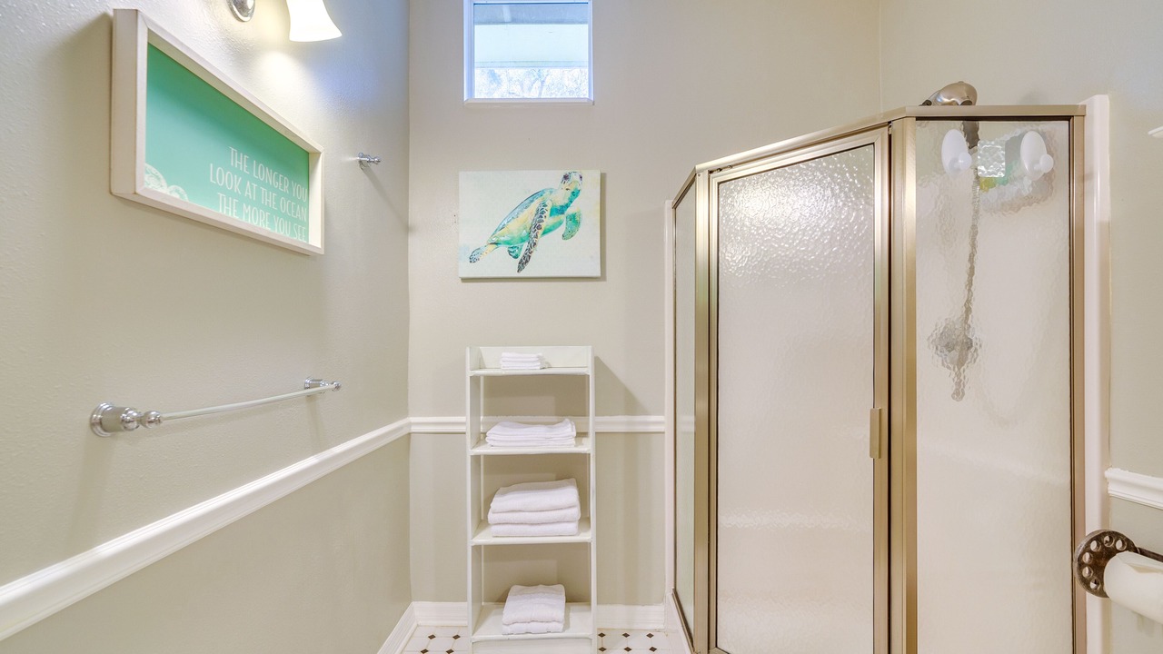 Photo of Bathroom in Inglis
