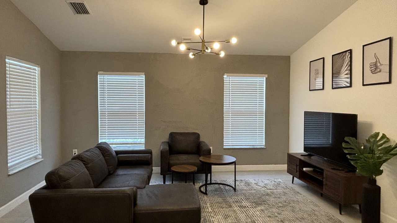 Photo of Livingroom in Gladeview