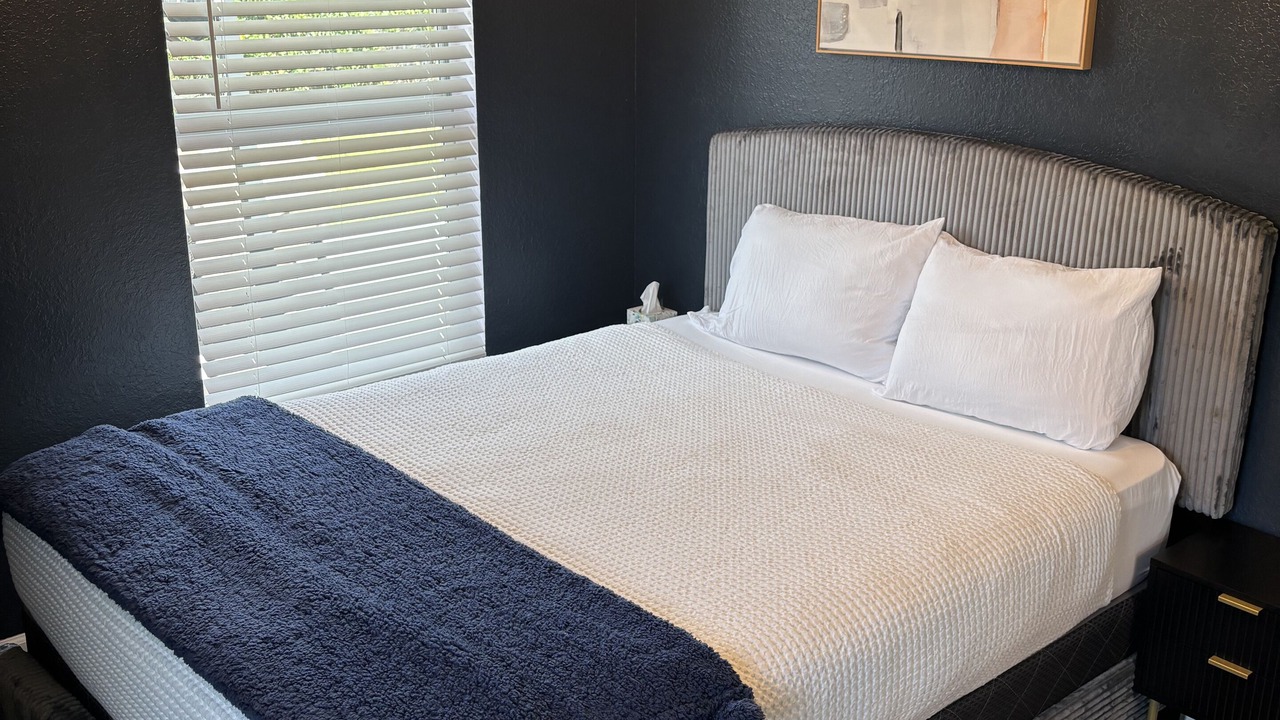 Photo of Bedroom in Gladeview