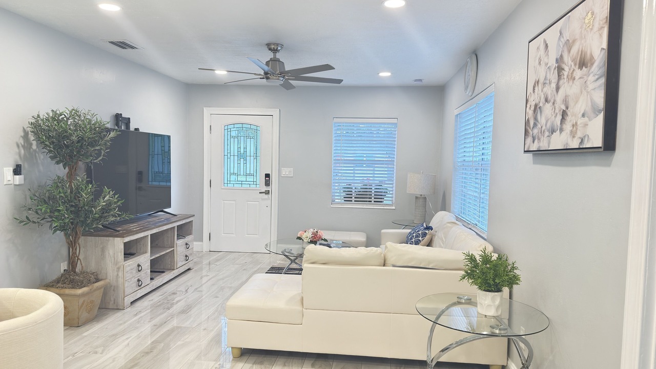 Photo of Livingroom in Virginia Park