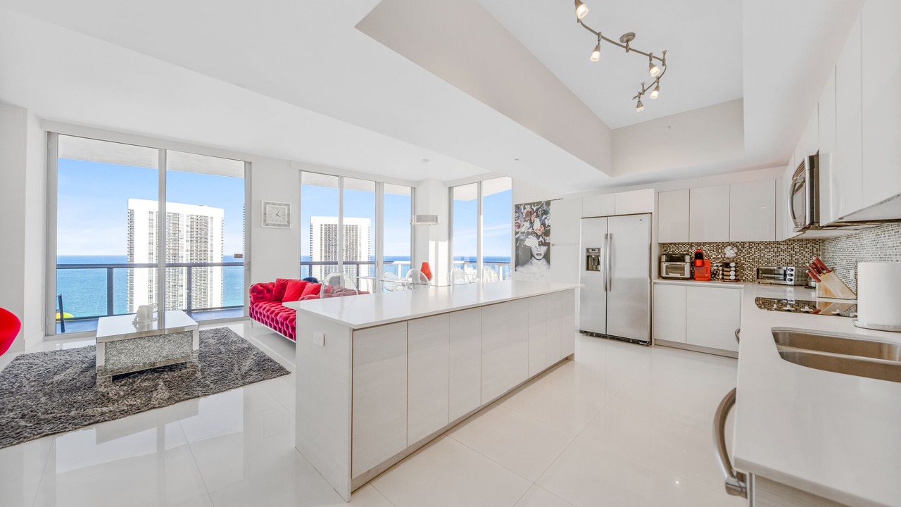 Photo of Kitchen in Hallandale Beach