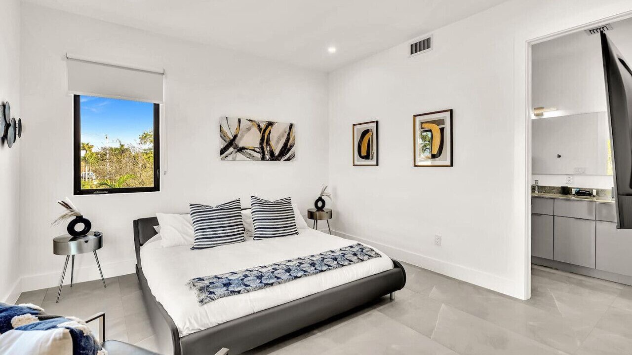 Photo of Bedroom in Poinciana Park