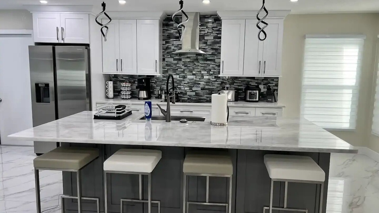 Photo of Kitchen in Lakeview Village