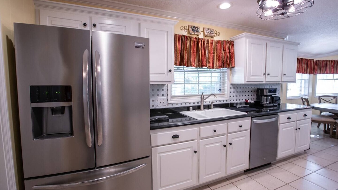Photo of Kitchen in Albertville