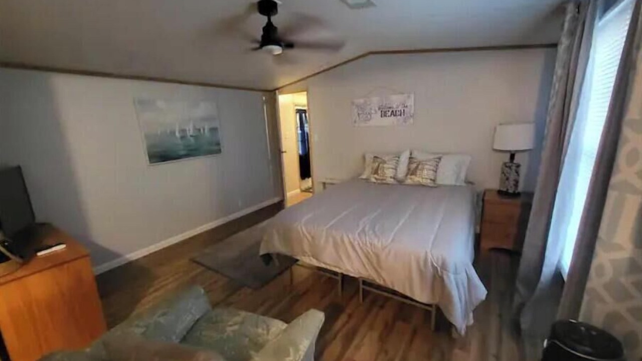 Photo of Bedroom in Buckhead Ridge