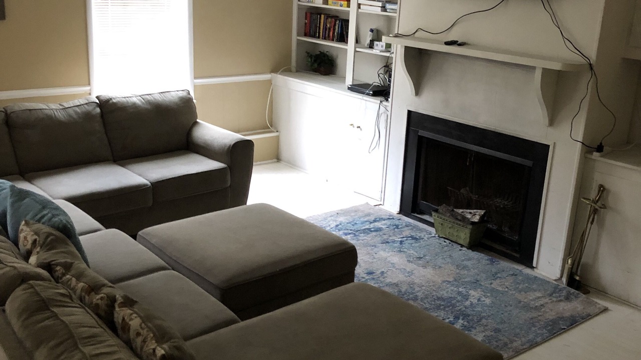 Photo of Livingroom in Tallahassee