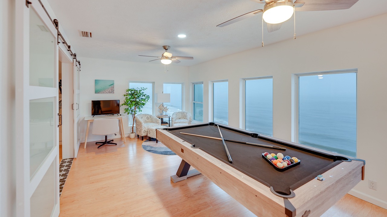 Photo of Bedroom in Alligator Point