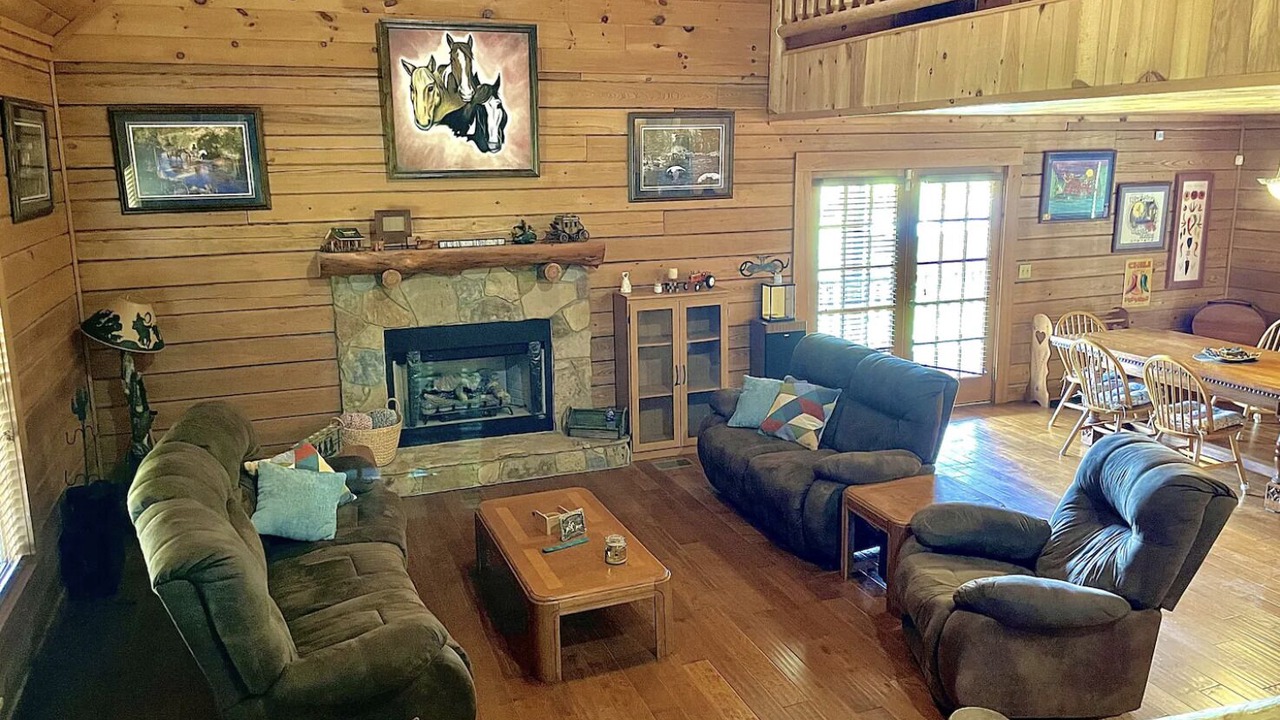 Photo of Livingroom in Clewiston
