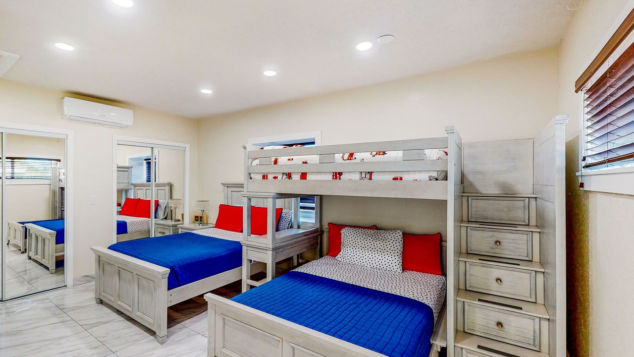 Photo of Bedroom in Hollywood Hills