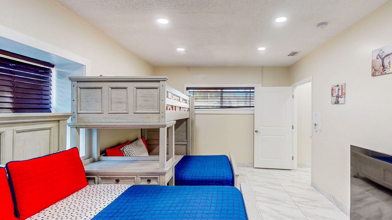 Photo of Bedroom in Hollywood Hills