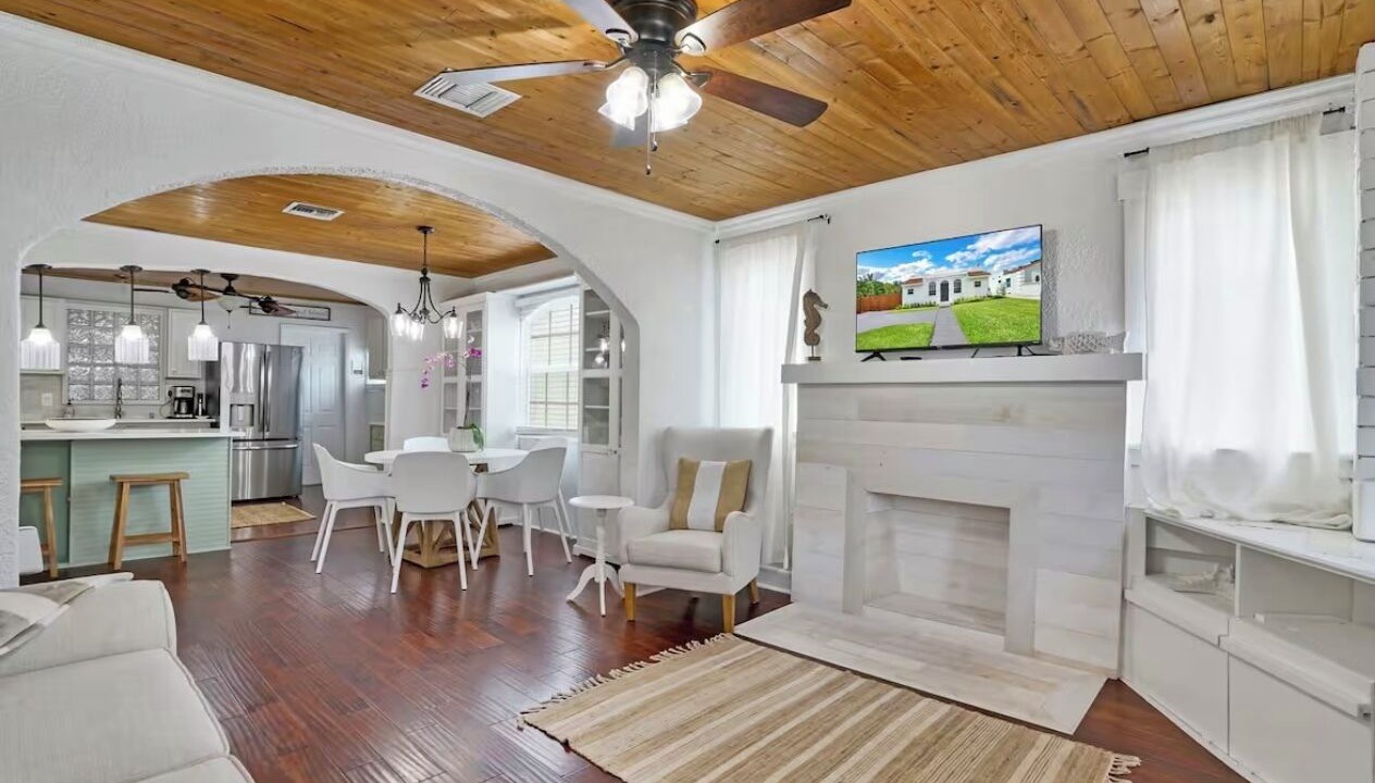 Photo of Livingroom in Parker Ridge